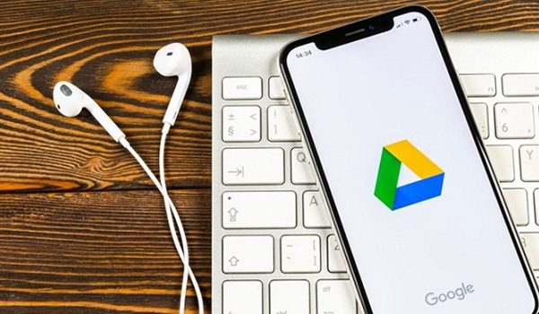 Để tránh mất hóa đơn hay file quan trọng nên tải và lưu nó lên Google Driver