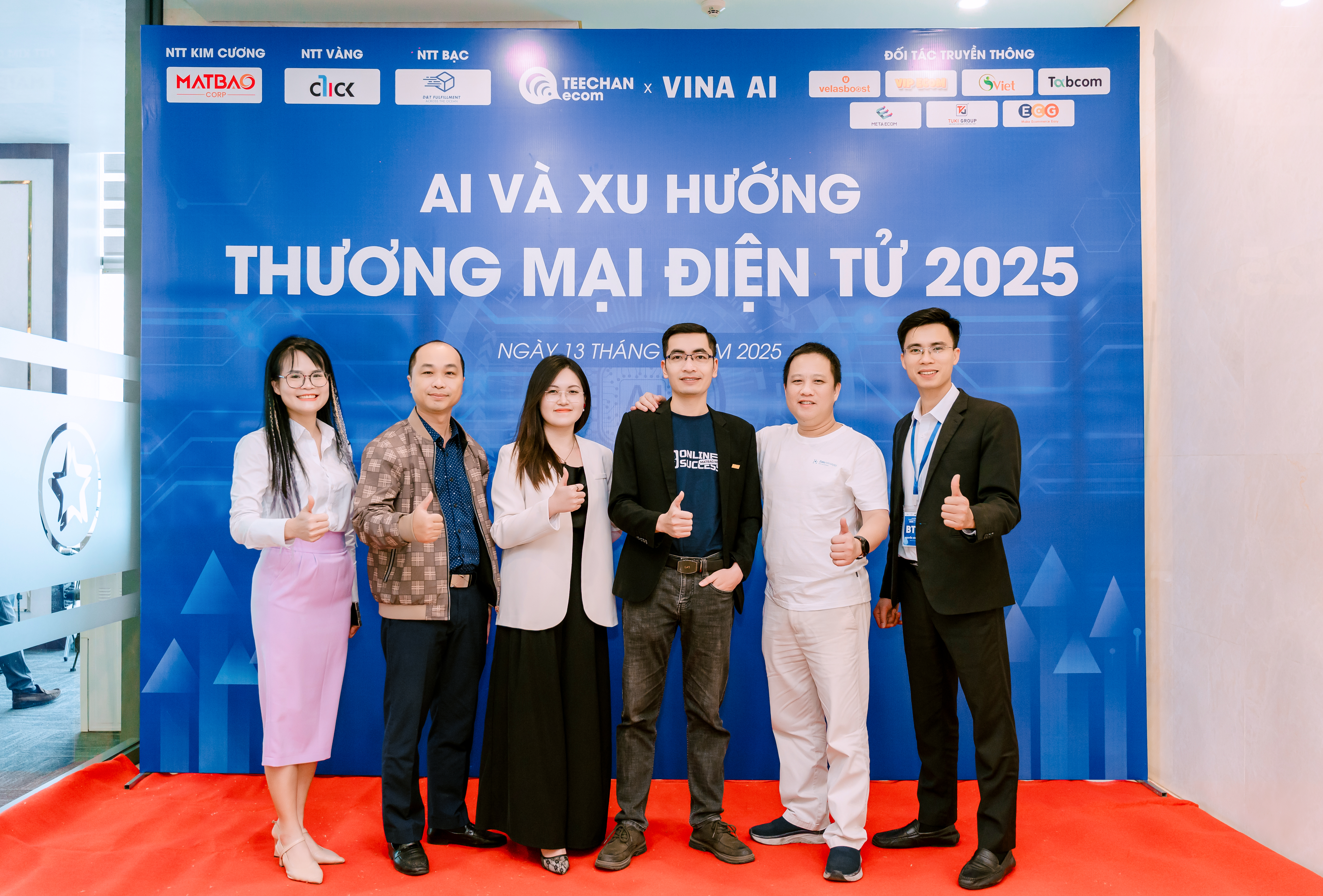 Mắt Bão Tham Dự Hội Thảo "AI và Xu Hướng Thương Mại Điện Tử 2025" với Vai Trò Nhà Tài Trợ Kim Cương